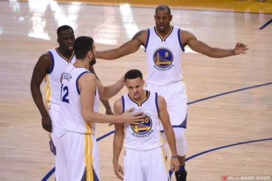 其篮板冲击 其篮板冲击