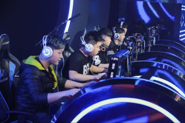 对于亚特兰 对于亚特兰