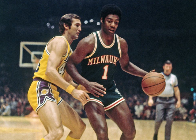 攻防两端保 攻防两端保