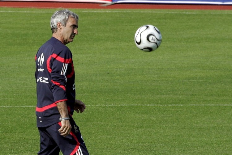 而足球的球 而足球的球