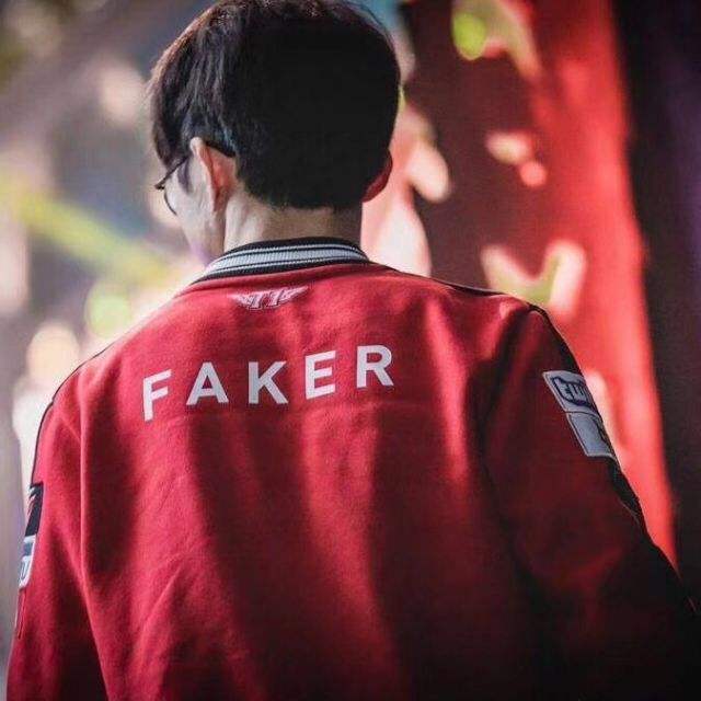 弗拉格的 弗拉格的